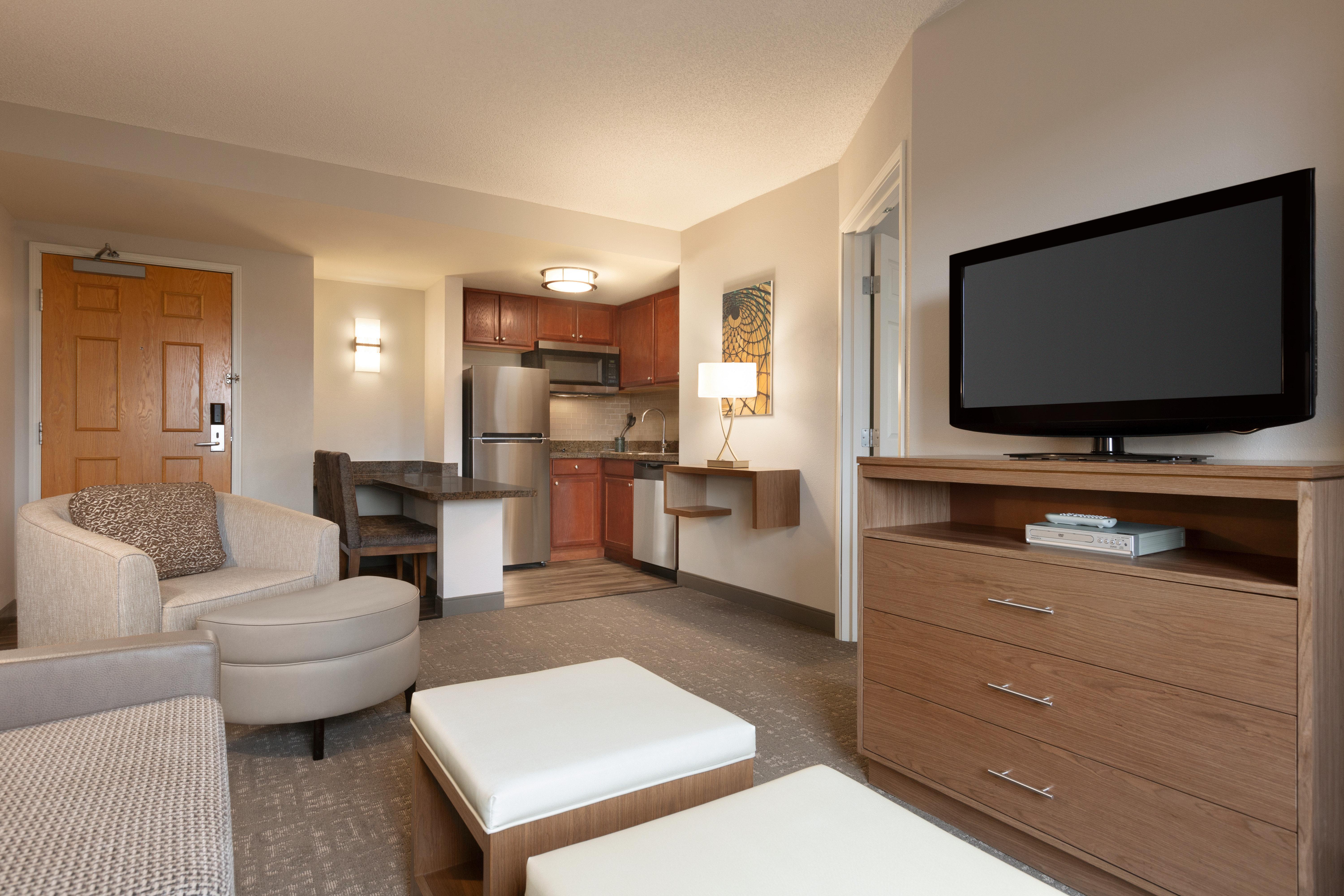 Staybridge Suites Tampa East- Brandon By Ihg Mango Bagian luar foto